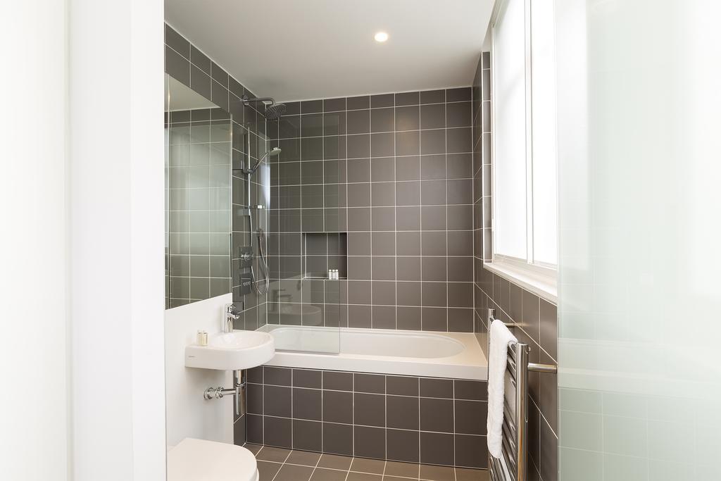 Holborn Two Apartment ลอนดอน ภายนอก รูปภาพ